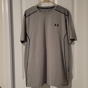Under Armour Men's Heat Gear tshirt